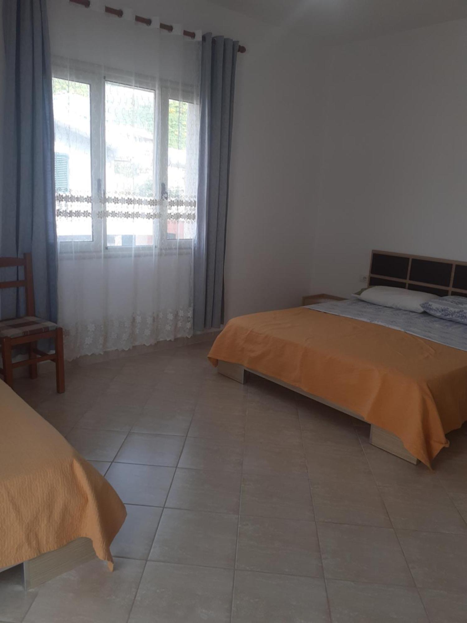 Sunset House Aurora&Ersi Apartment Орикум Стая снимка