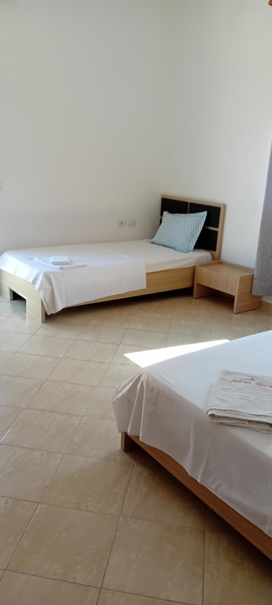 Sunset House Aurora&Ersi Apartment Орикум Екстериор снимка
